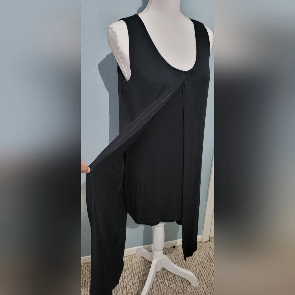 CAbi Convertible Beyond Tee NWOT - Picture 6 of 11